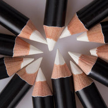 Carregar imagem no visualizador da galeria, Delineador Lápis Cor Branco à prova d&#39;água
